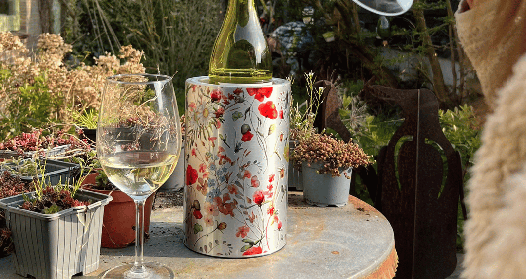 Wine Me, Dine Me: Outdoor Dining Essentials for 2025