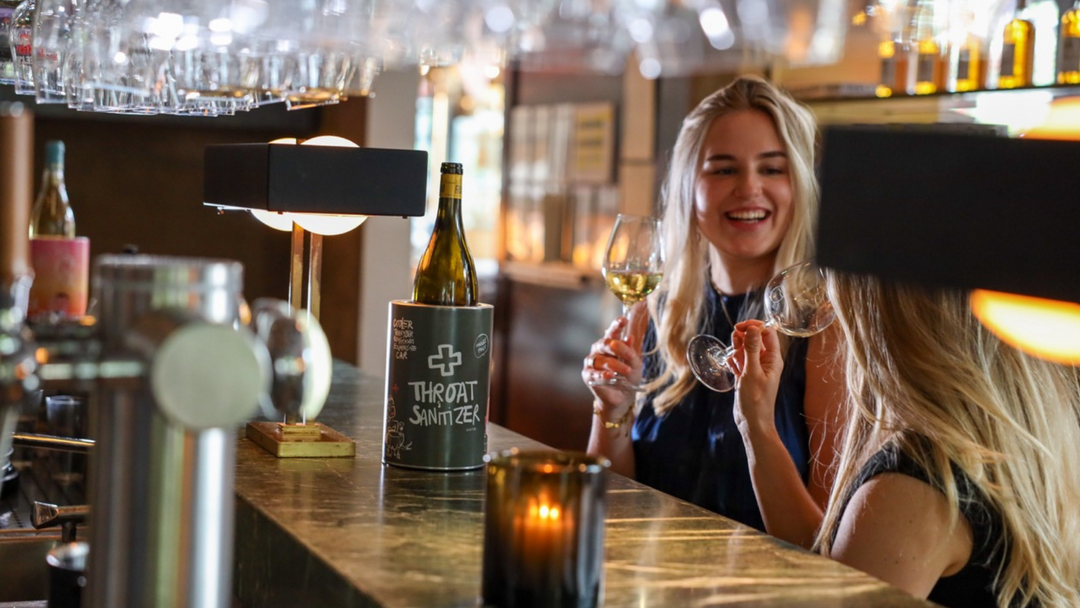 Champagne, Cava & More: Sparkling Wines and How to Serve Them Perfectly